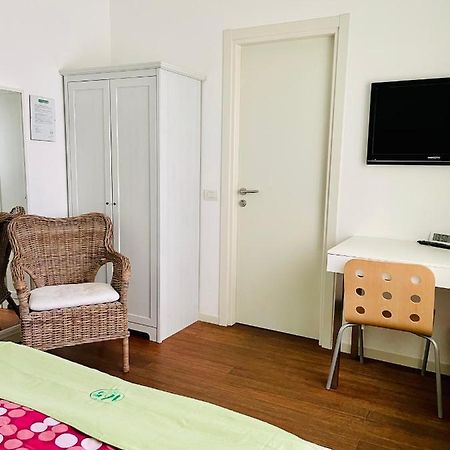 ホテル Via Padova 165 ミラノ エクステリア 写真