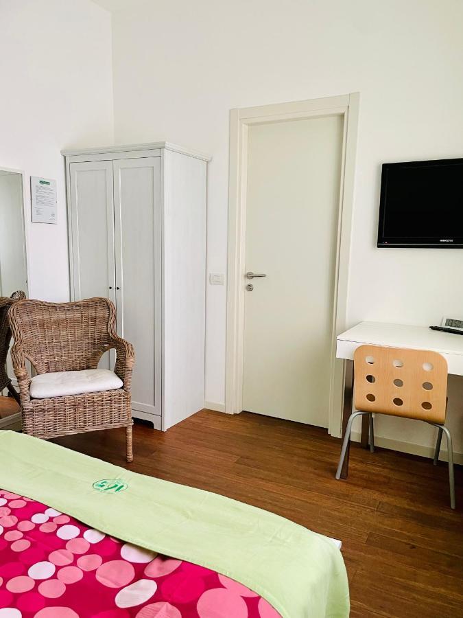 ホテル Via Padova 165 ミラノ エクステリア 写真